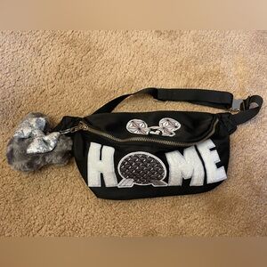 Large Black Fanny Pack w/ Disney Epcot Themed Patches HOME Mickey keychain